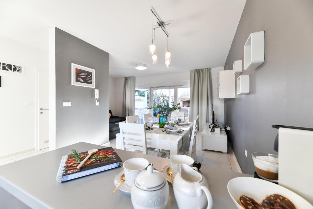 Vila Deluxe Triplex Antea Sukošan Exteriér fotografie