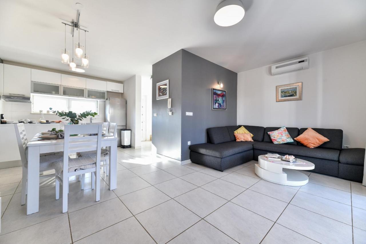 Vila Deluxe Triplex Antea Sukošan Exteriér fotografie