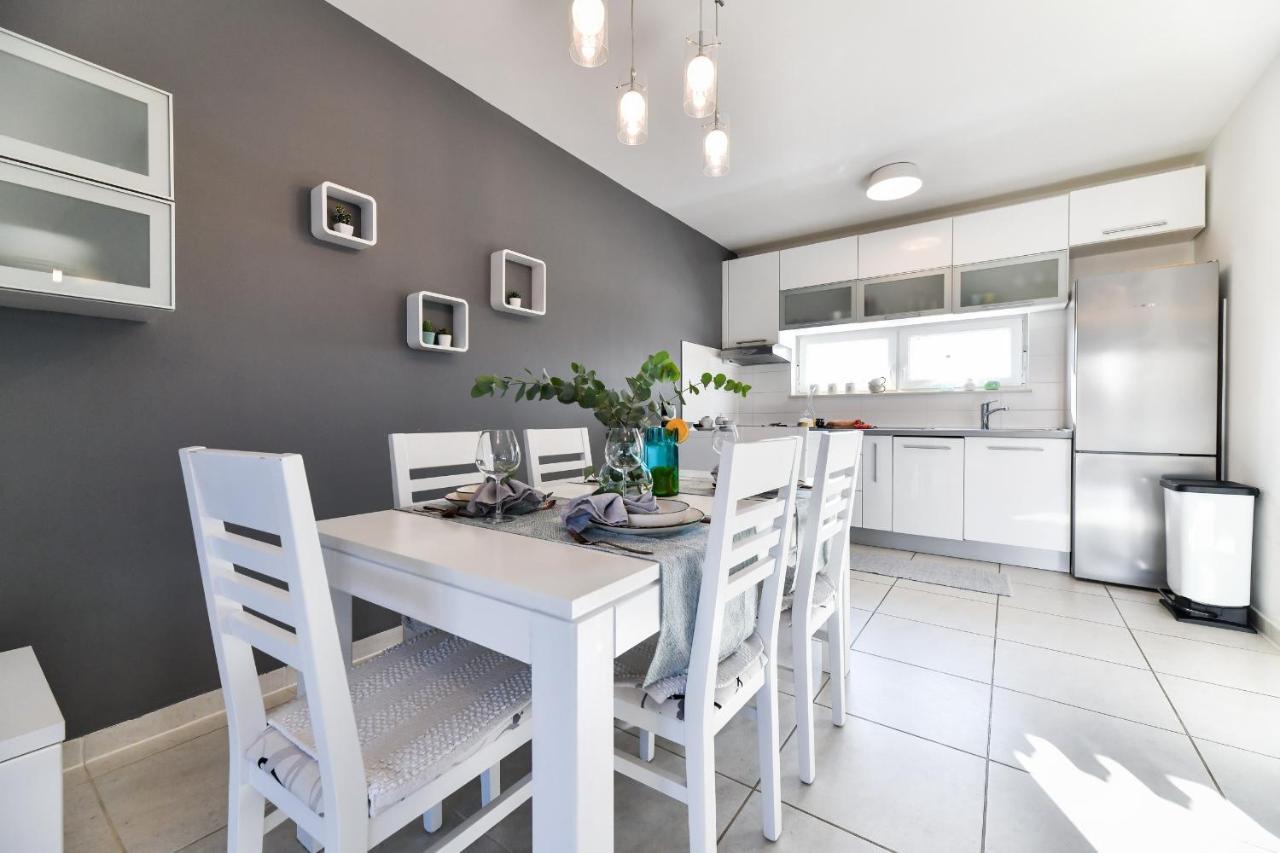 Vila Deluxe Triplex Antea Sukošan Exteriér fotografie